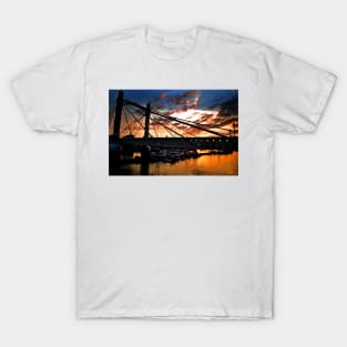 Albert Bridge Sunset River Thames London T-Shirt